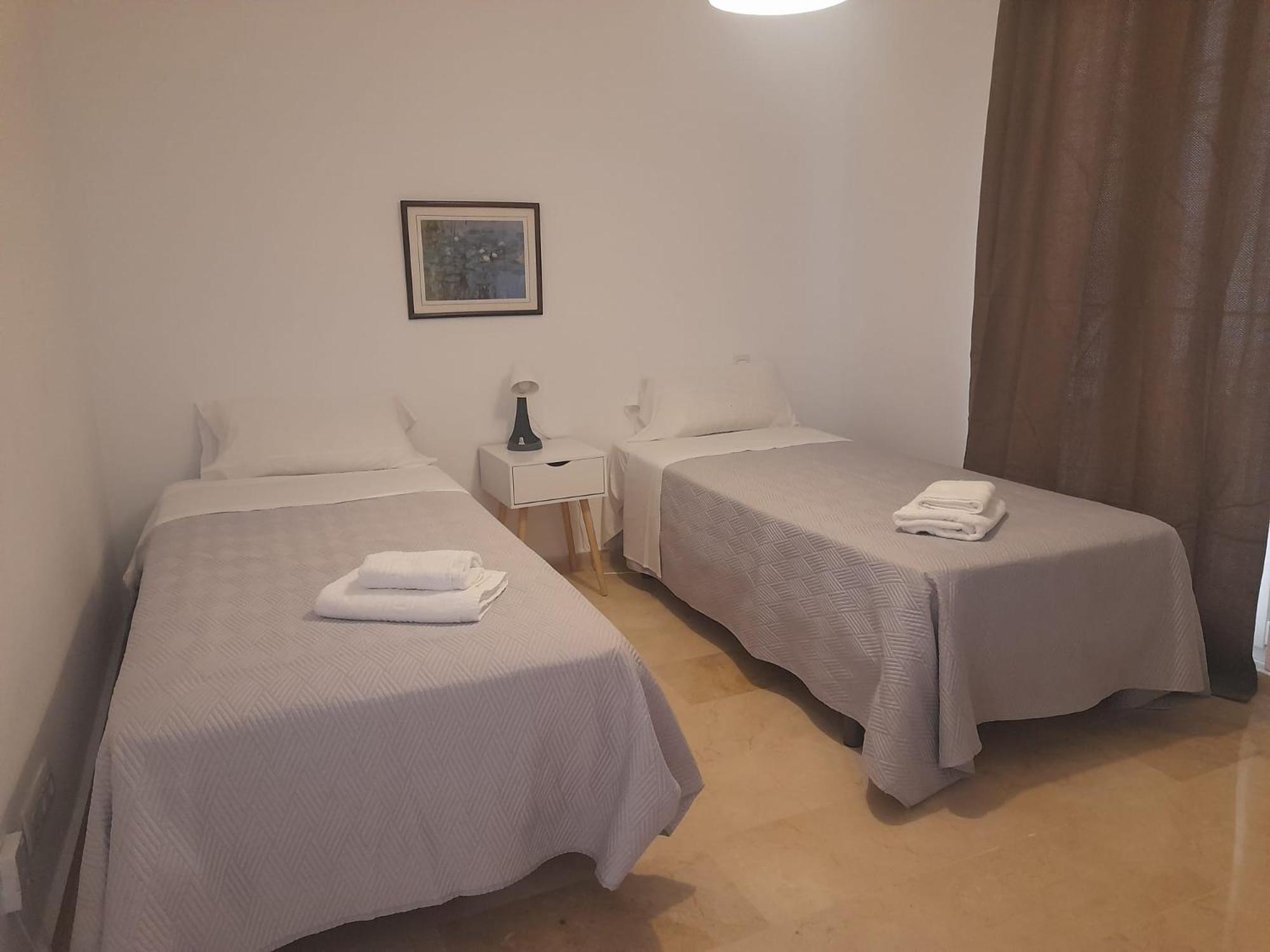 Appartement 18 Torres Santa Cruz à Saragosse Extérieur photo